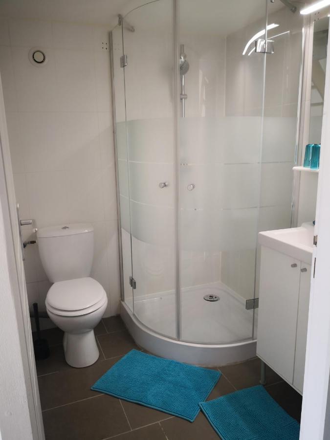 Studio En Plein Centre Ville A 8 Minutes De L'Ocean Le Porge Exterior photo